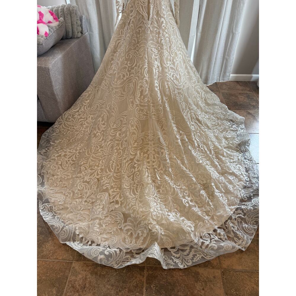 Stunning Amare Couture Bridal Gemma Dress Size 8 - Picture 3 of 9